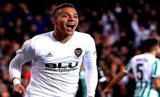 华体会电竞-包含瓦伦西亚小胜，出线命运尚未定夺！的词条