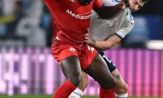 华体会平台-包含罗马队长受伤，球队士气受到影响的词条