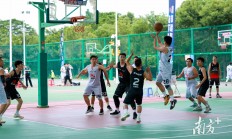 华体会官网登录网址-篮球联赛新季即将开启，球队备战精彩