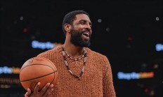 华体会竞技-欧文频频单秀，球队战绩飞速攀升