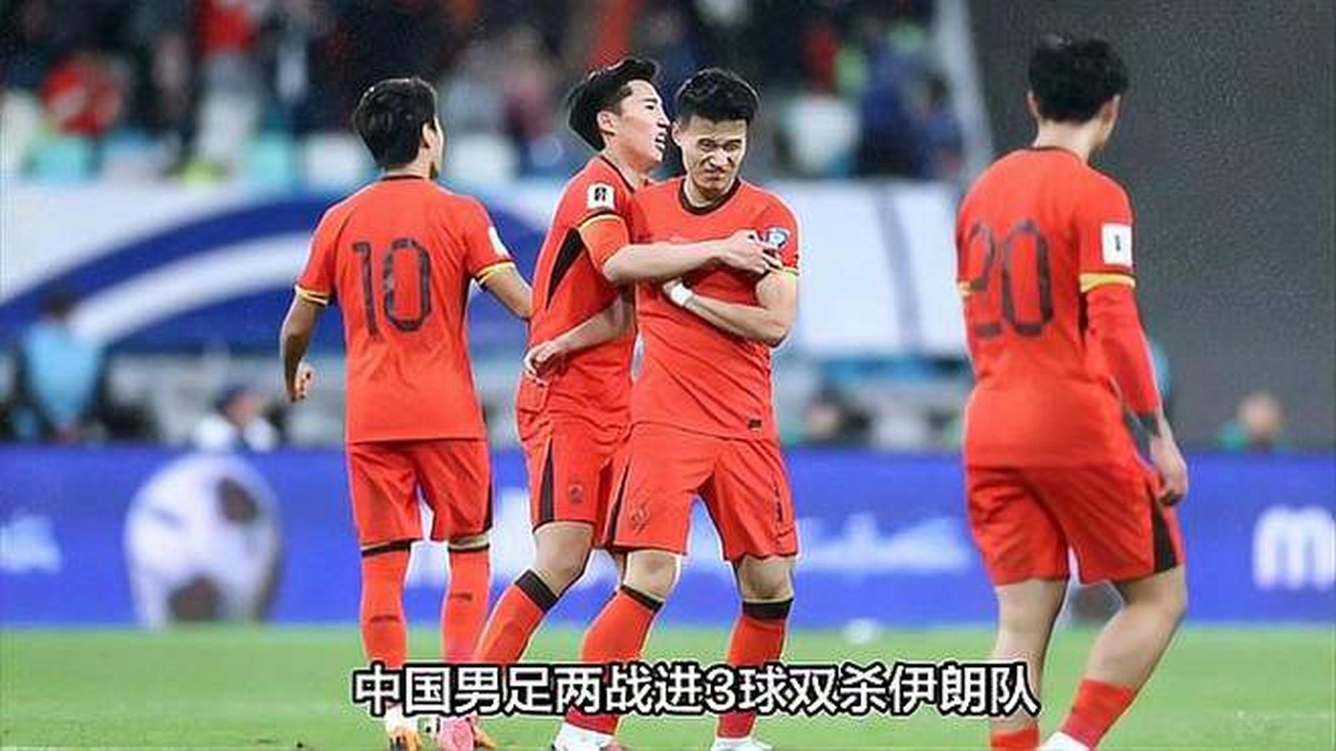关于双方球队在比赛中白刃相见，场面火爆的信息