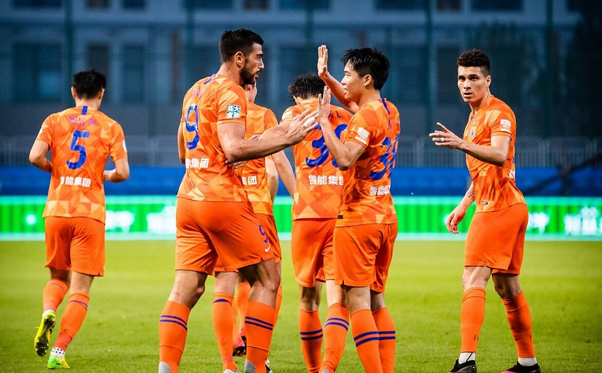 包含富力客场不敌鲁能,保级形势愈发严峻的词条 包含富力客场不敌鲁能,保级形势愈发严峻的词条