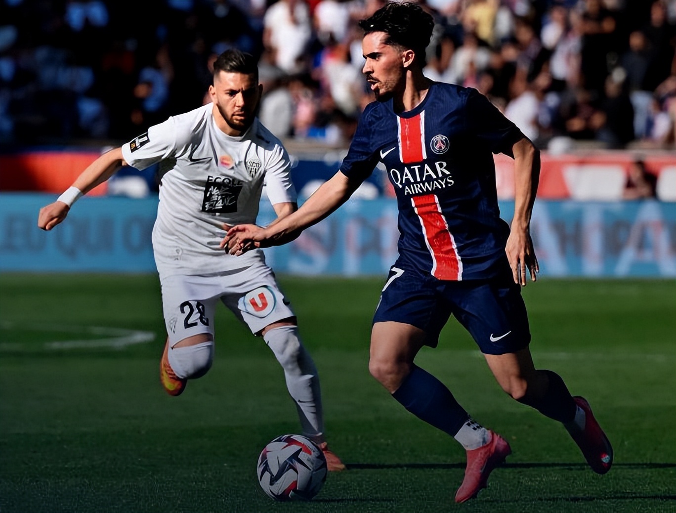 包含甘冈勾心斗角,迎战巴黎圣日耳曼!的词条 包含甘冈勾心斗角,迎战巴黎圣日耳曼!的词条