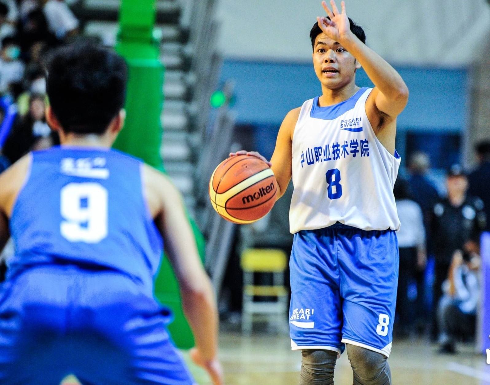 包含职业篮球最终战局揭晓,冠军闪耀登顶的词条 包含职业篮球最终战局揭晓,冠军闪耀登顶的词条