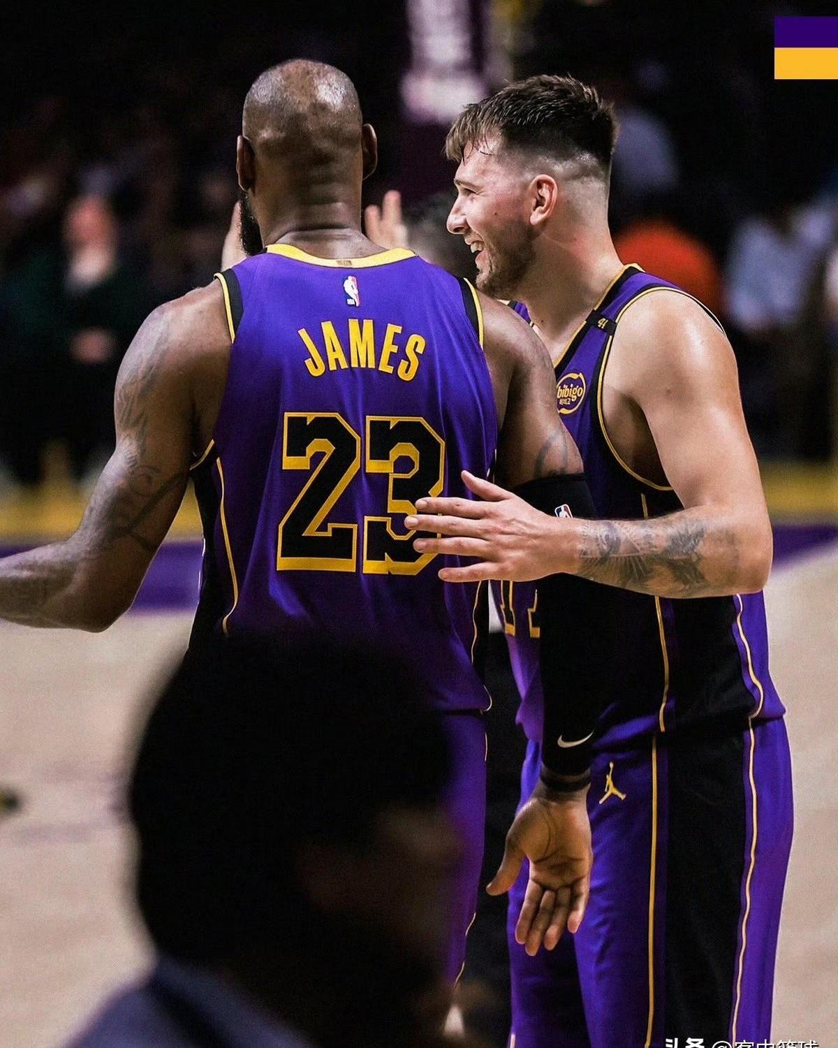 湖人豪取连胜,詹姆斯砍下三双数据 湖人豪取连胜,詹姆斯砍下三双数据