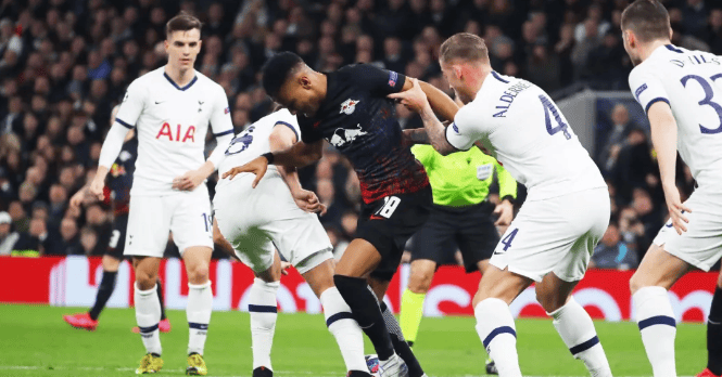 斯洛文尼亚队遭遇德国队惨遭淘汰 斯洛文尼亚队遭遇德国队惨遭淘汰