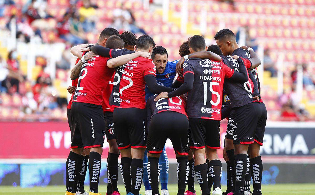 辛普利西折戟失利，士气受挫表现低迷