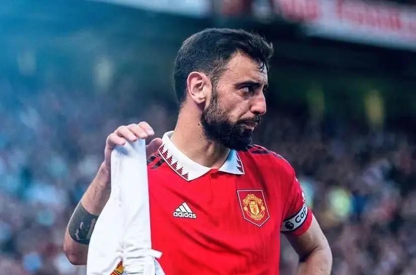 包含曼联豪取胜利，欧冠资格赛前景一片大好的词条