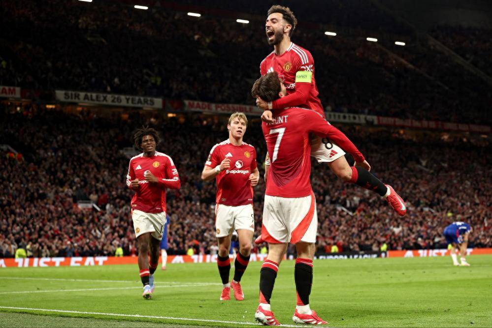 包含曼联豪取胜利，欧冠资格赛前景一片大好的词条