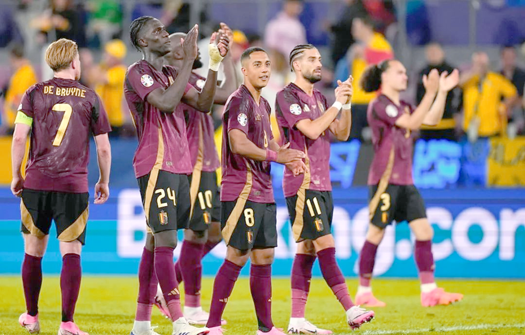 包含欧洲杯竞争白热化，燃爆全球球迷热情的词条