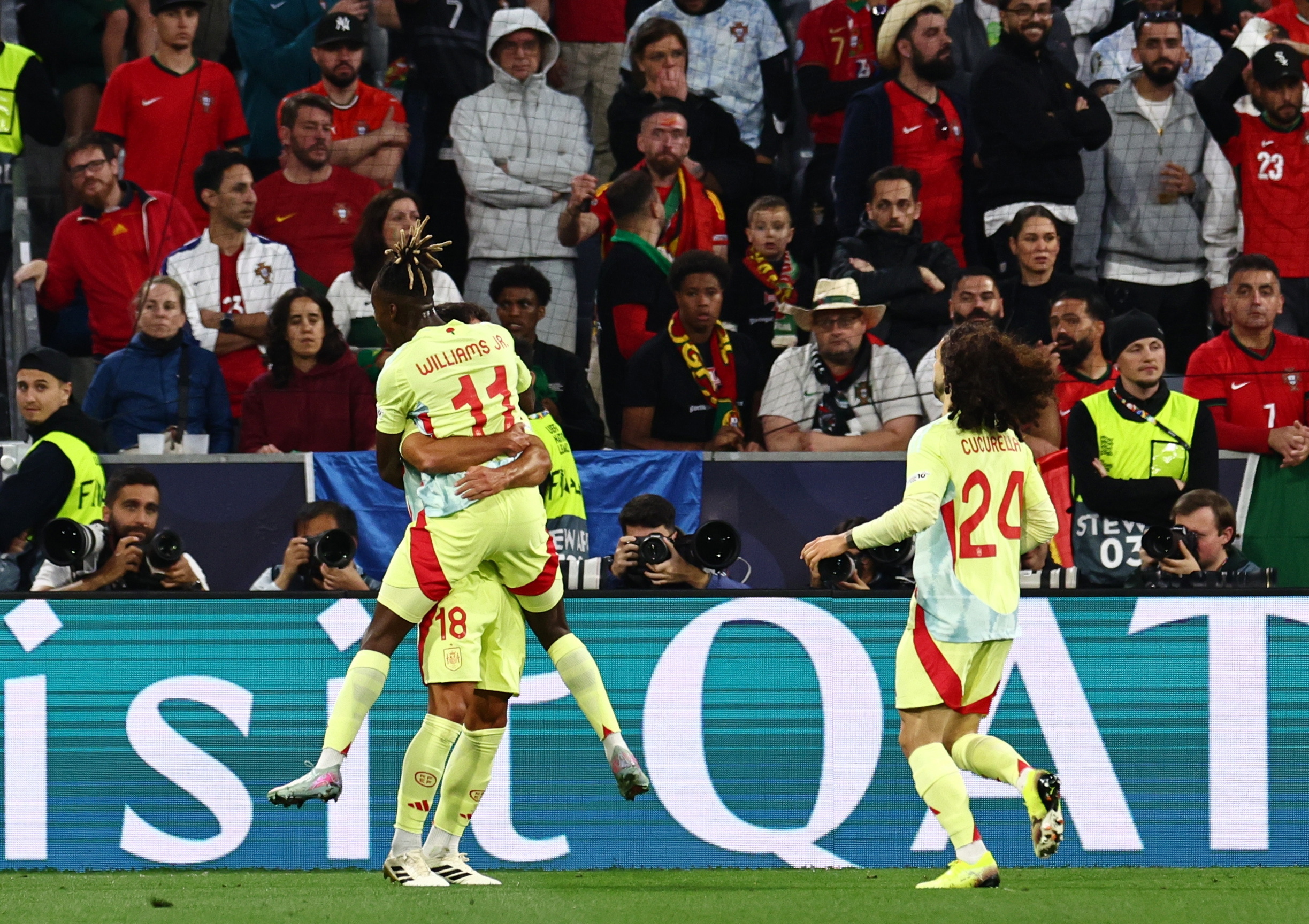 关于尽显胜希！葡萄牙队团结一心锁定晋级资格的信息