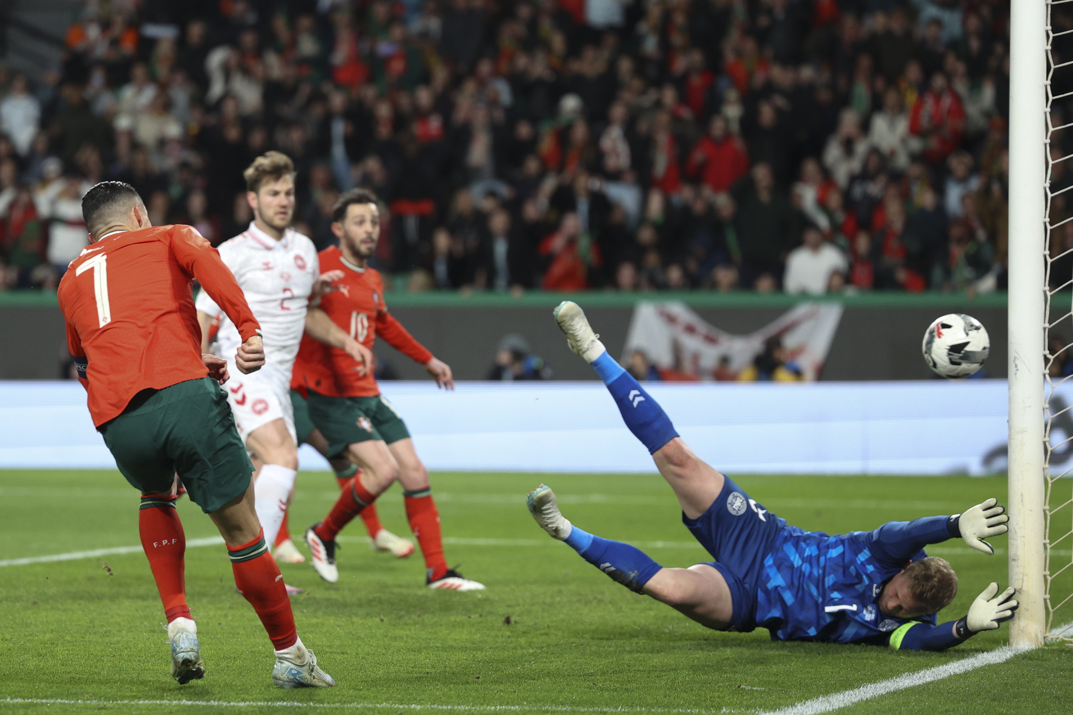 关于尽显胜希！葡萄牙队团结一心锁定晋级资格的信息