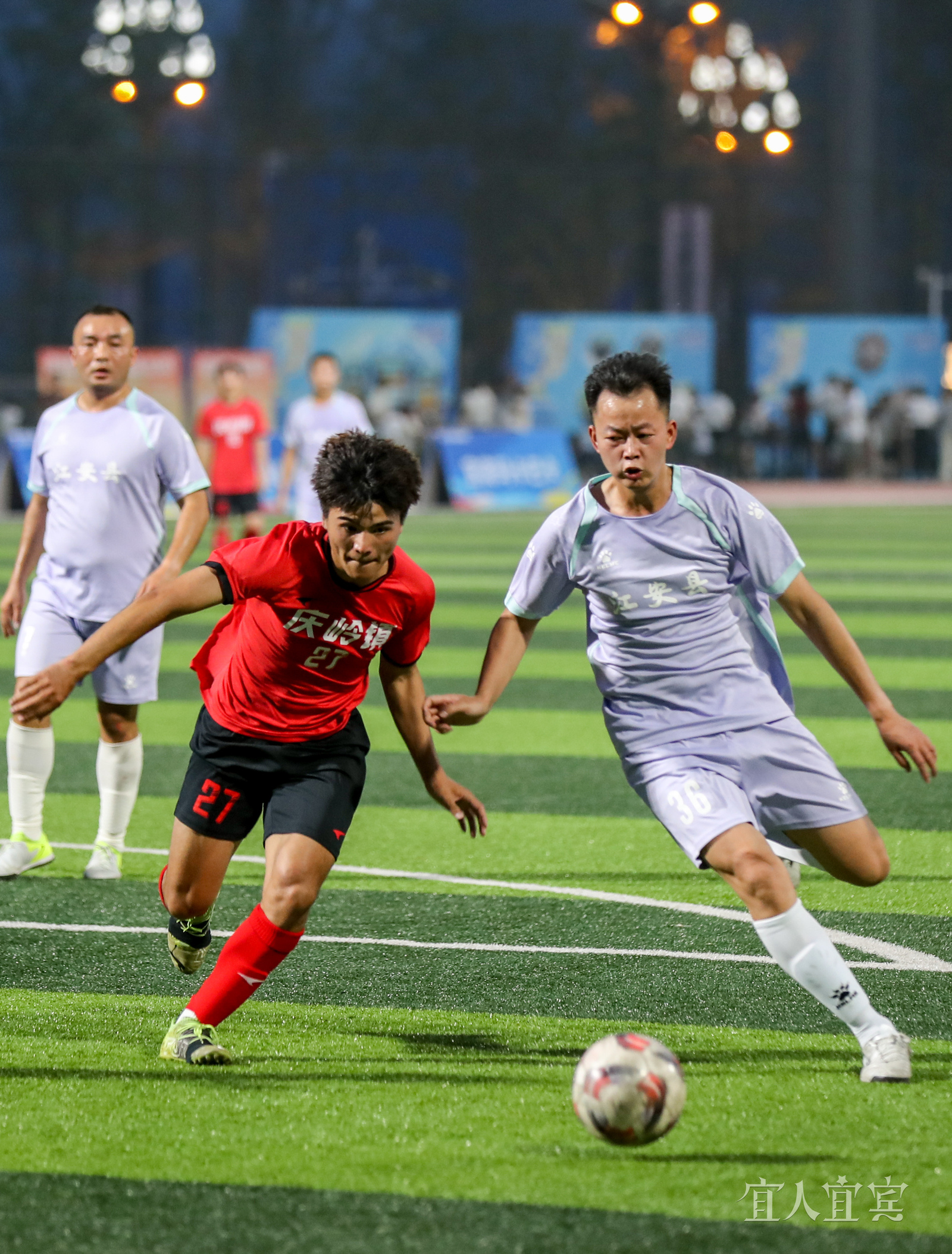 东方巨人队获胜！球迷沸腾的瞬间